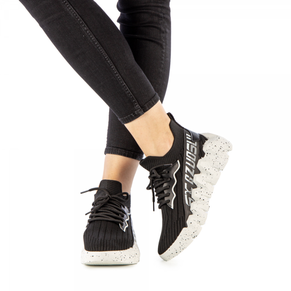 Γυναικεία αθλητικά παπούτσια Britany μαύρα με λευκό, 3 - Kalapod.gr